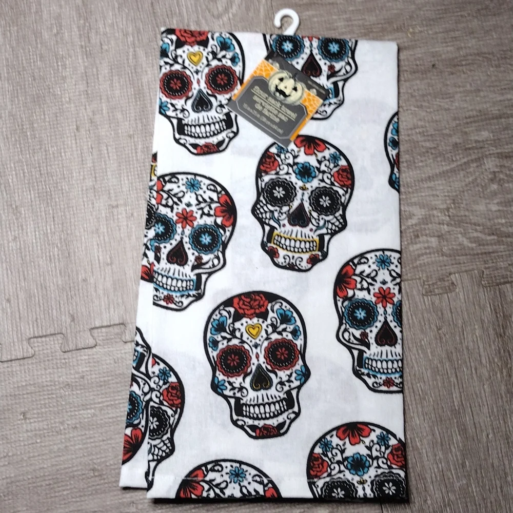 NWT Sugar Skull Travel Mug and 2 Towels Set - Picture 10 of 15